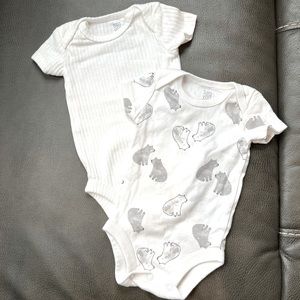 Short sleeve onesies